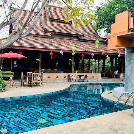 Amethyst Hotel Чіангмай Екстер'єр фото